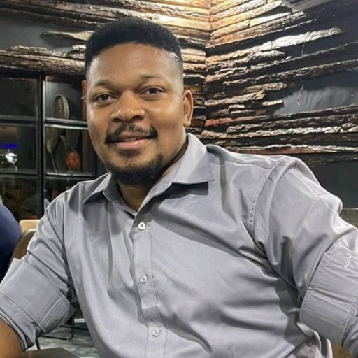 Foto de perfil de HELIO_SITOE